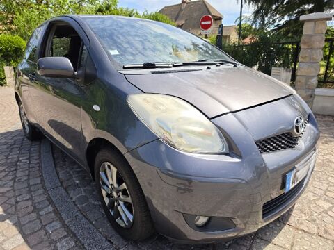 Yaris 100 VVT-i Confort Stop et Start 2009 occasion 78300 Poissy