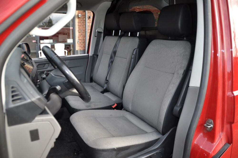 Transporter Combi TRANSPORTER 6.1 LONG 2.0 TDI 150 DSG7 2020 occasion 85600 Montaigu