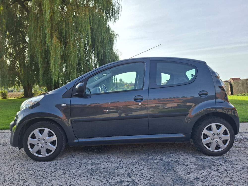 C1 1.0i 68ch MOTTOYOTA/USB/BLTH/AUX/1MAIN/GAR6M 2007 occasion 59280 Armenti&egrave;res