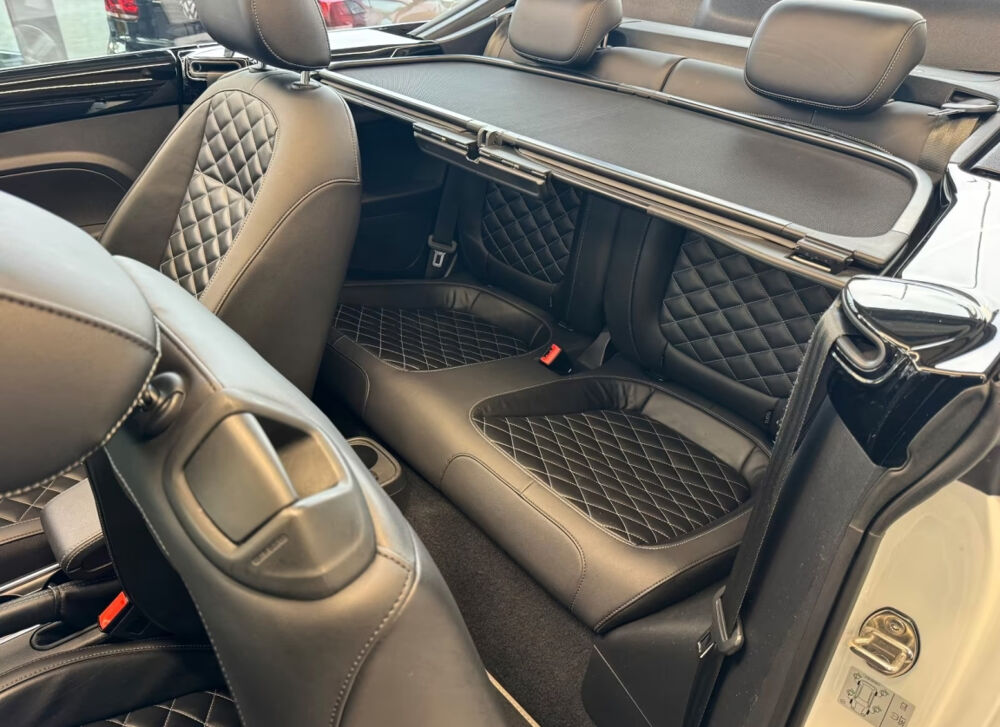 COCCINELLE II Coccinelle Cabriolet 1.2 TSI 105 Exclusive Design 2018 occasion 85600 Montaigu