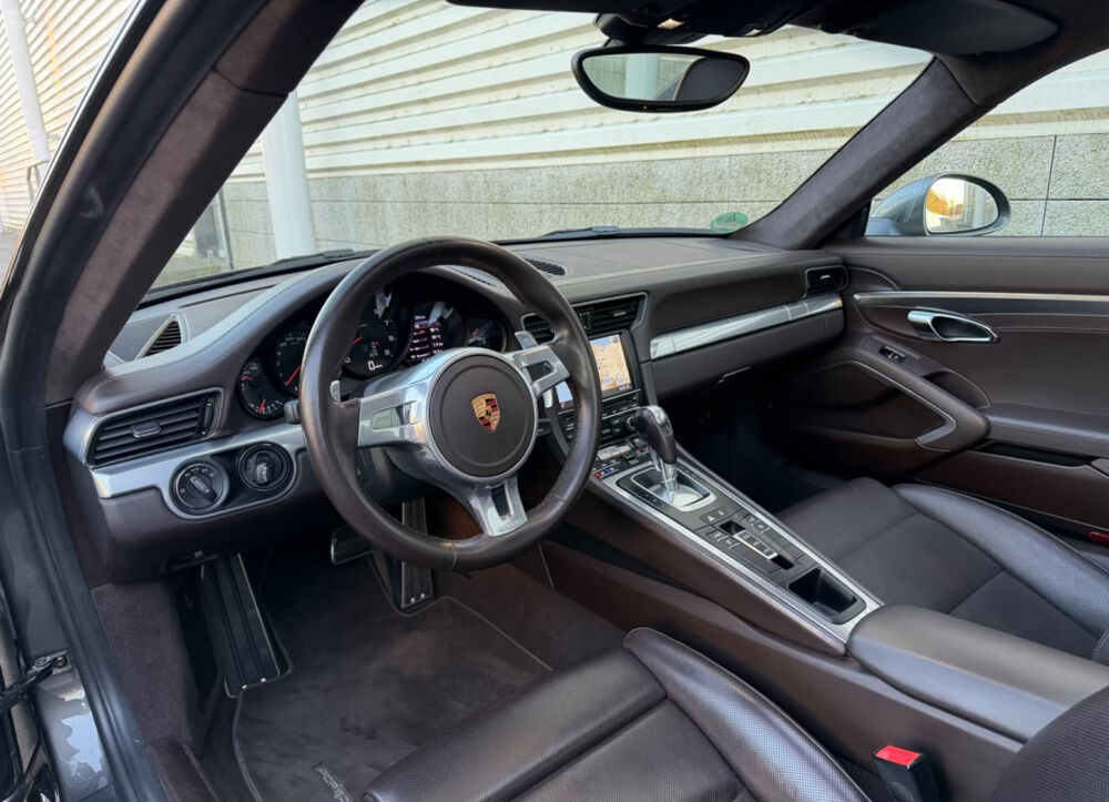 911 Carrera 3.2 911 Carrera 3.4i 350 PDK 2013 occasion 85600 Montaigu