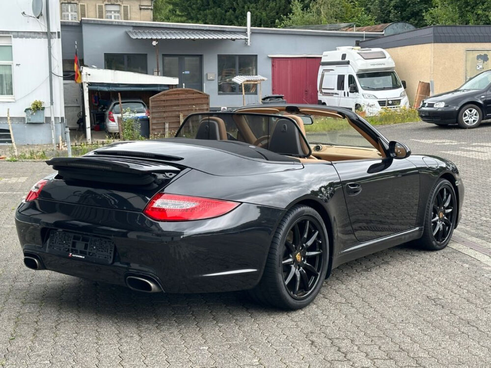 911 Carrera 3.2 911 Carrera Cabriolet 3.6i 345 2009 occasion 85600 Montaigu