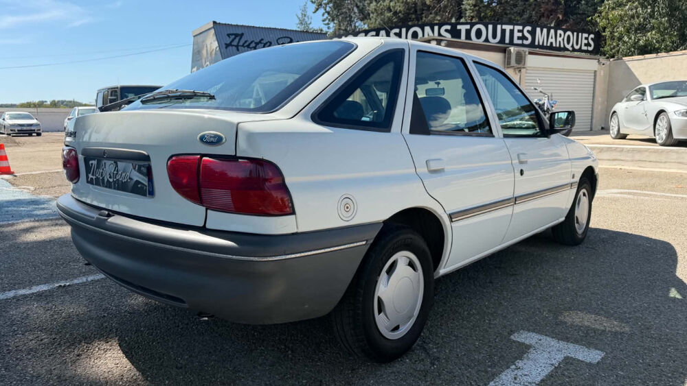 Escort 1.3 CLX 1992 occasion 30620 Bernis