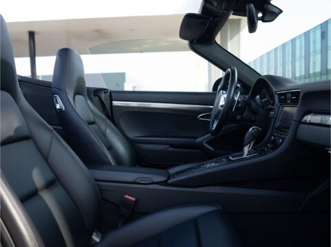 911 Carrera 3.2 911 Carrera Cabriolet 3.4i 350 PDK 2014 occasion 85600 Montaigu