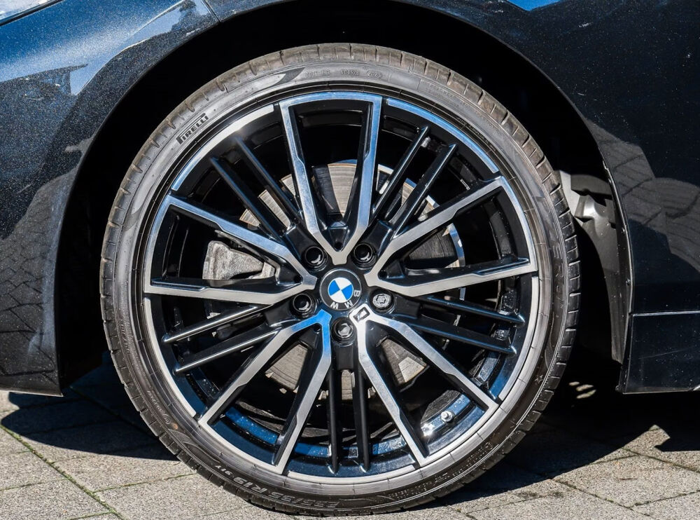 S&eacute;rie 1 120i 178 ch DKG7 M Sport 2023 occasion 85600 Montaigu