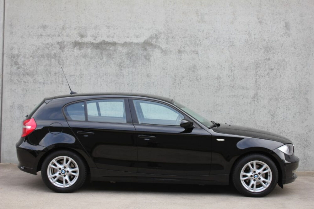S&eacute;rie 1 118i 143ch Automatique SIEGCHAUF/REGVIT/PARKSENSOR/JA/GAR12M 2009 occasion 59280 Armenti&egrave;res
