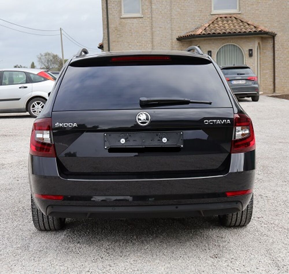 Octavia 1.0 TSI 116ch CARPLAY/REGVIT/PARKSENSOR/JA/GAR12MOIS 2018 occasion 59280 Armenti&egrave;res