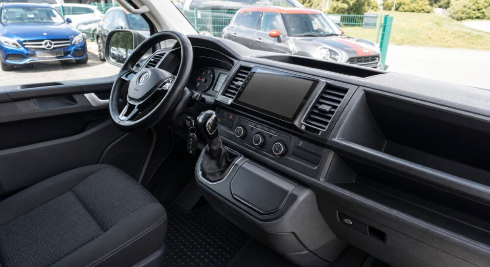 MULTIVAN Multivan 2.0 TDI 150 DSG7 4Motion 2019 occasion 85600 Montaigu
