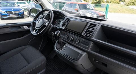 MULTIVAN Multivan 2.0 TDI 150 DSG7 4Motion 2019 occasion 85600 Montaigu