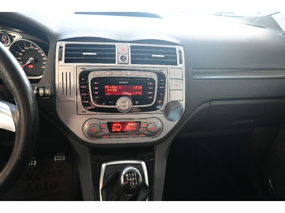 Kuga 2.0 TDCi 140 4x2 Individual 2012 occasion 63800 Cournon-d'Auvergne