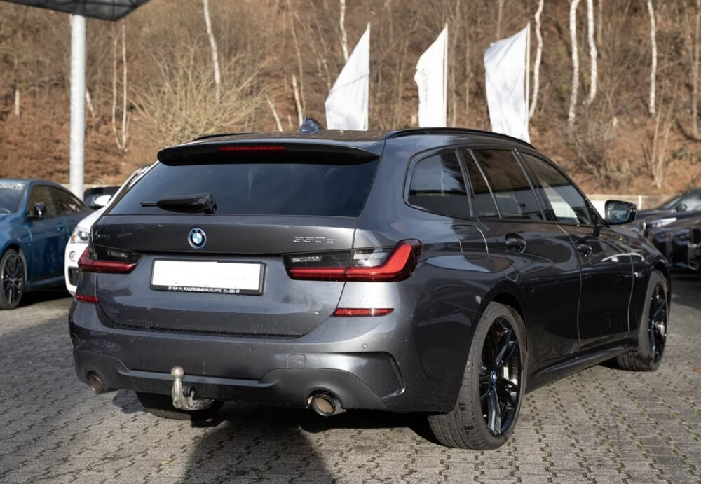 S&eacute;rie 3 Touring 330e xDrive 292 ch BVA8 M Sport 2021 occasion 85600 Montaigu