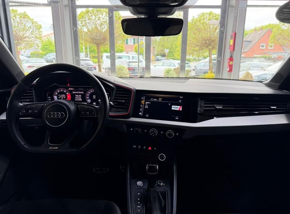 A1 Sportback 40 TFSI 200 ch S tronic 6 S Line 2019 occasion 85600 Montaigu