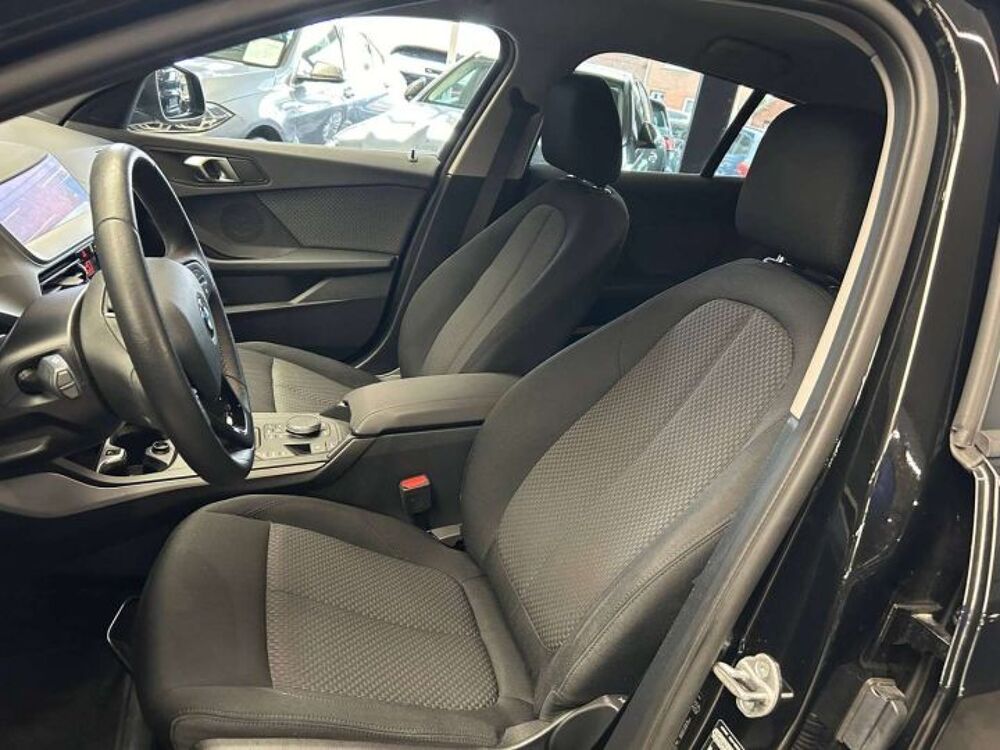 S&eacute;rie 1 116i 109ch CARPLAY/PARKSENSOR/DAB/GPSJA/GAR12MOIS 2023 occasion 59280 Armenti&egrave;res