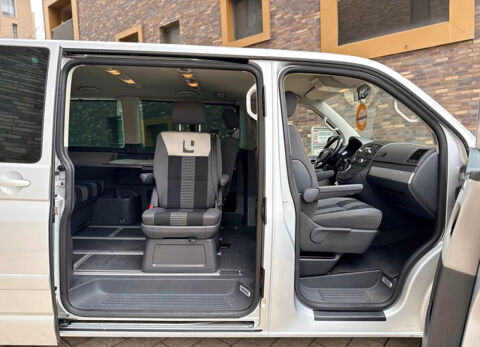 MULTIVAN Multivan 2.5 TDI 130 United Tiptronic 2009 occasion 85600 Montaigu
