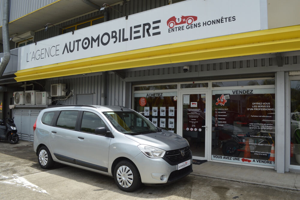 Lodgy Blue dCi 95 7 places Essentiel 2022 occasion 97122 Baie-Mahault