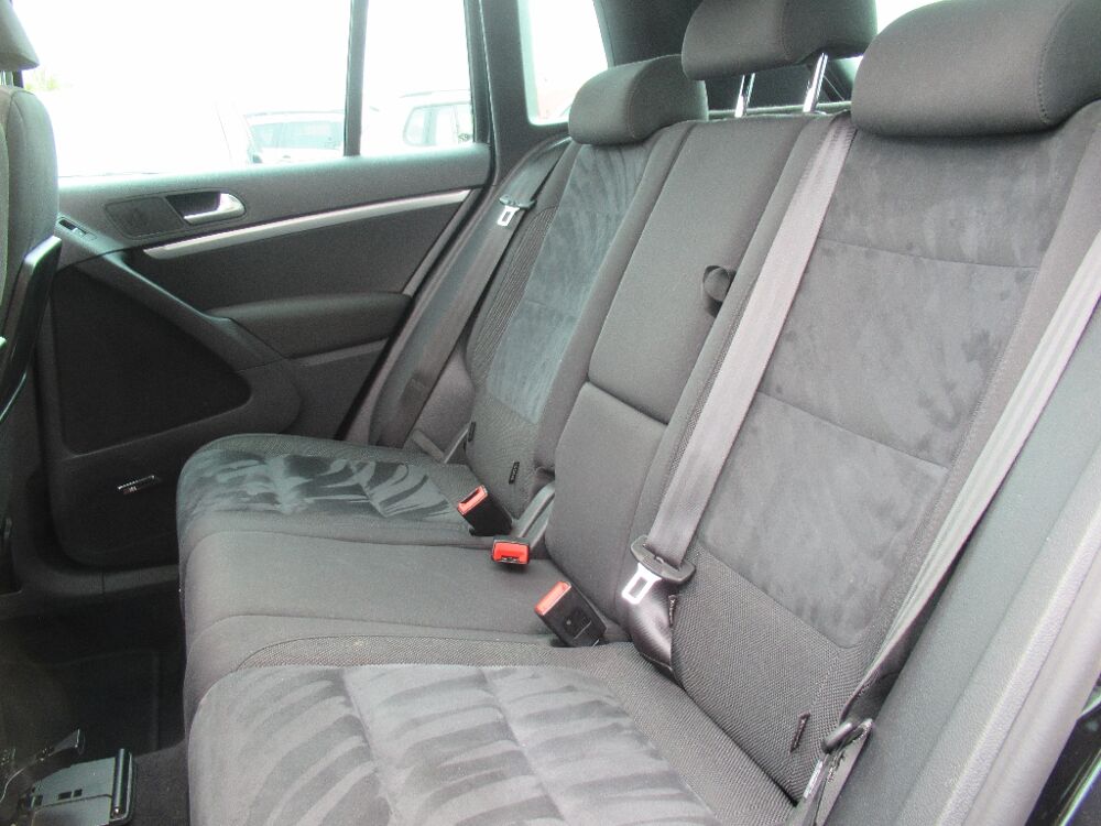Tiguan 2.0 TDI 177 R-Line 4Motion DSG7 2014 occasion 10410 Saint-Parres-aux-Tertres