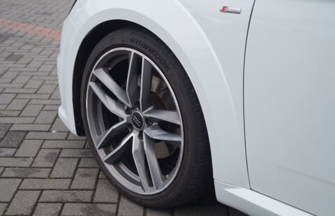TT Roadster 2.0 TFSI 230 Quattro S tronic 6 2016 occasion 85600 Montaigu