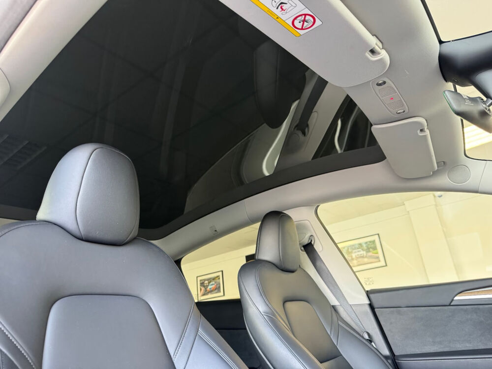 Model Y MODEL Y Grande Autonomie Dual Motor AWD 2024 occasion 85600 Montaigu