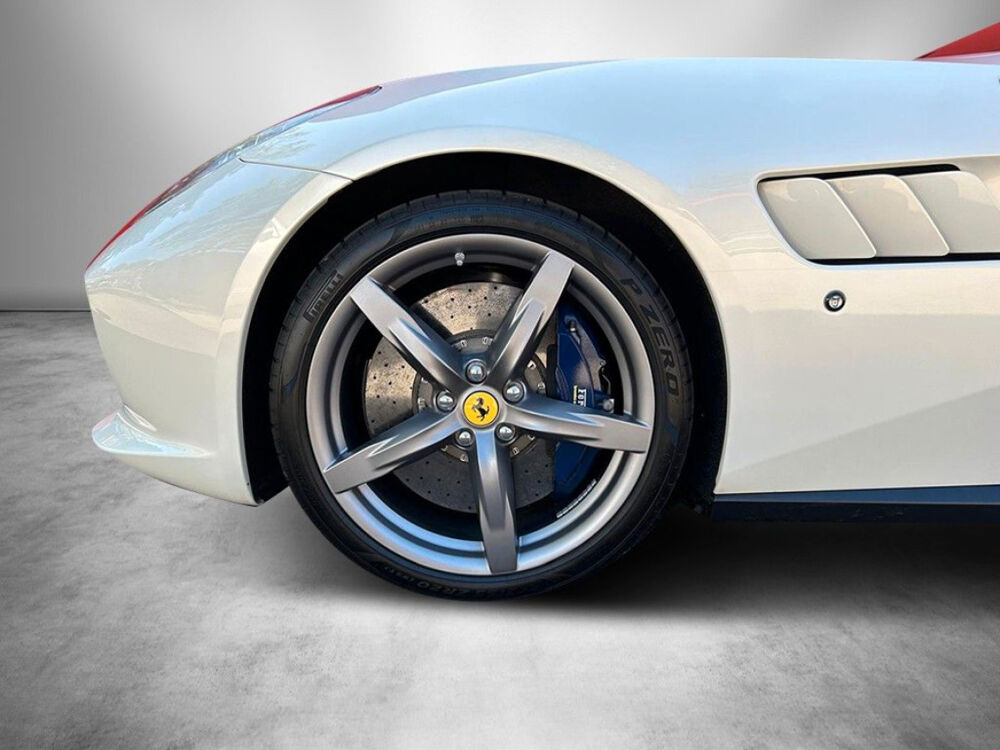 Ff GTC4 Lusso V12 6.0 690ch 2016 occasion 85600 Montaigu