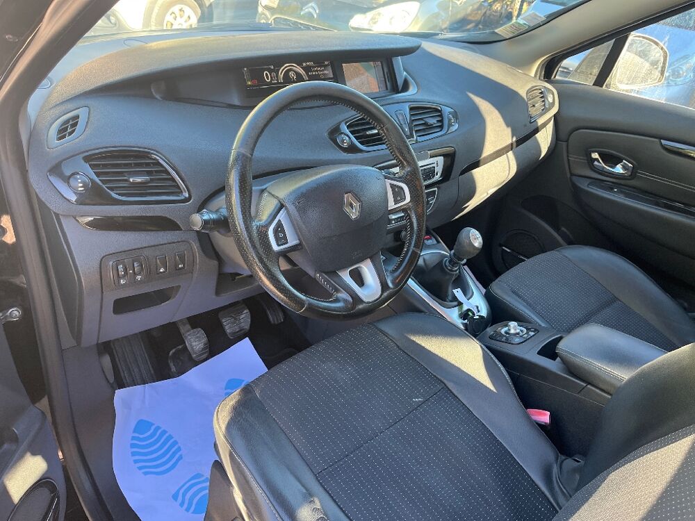 Sc&eacute;nic dCi 130 Energy Bose 2013 occasion 84000 AVIGNON