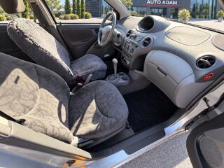 Yaris 1.3 VVT-i Linea Sol 2002 occasion 95200 Sarcelles
