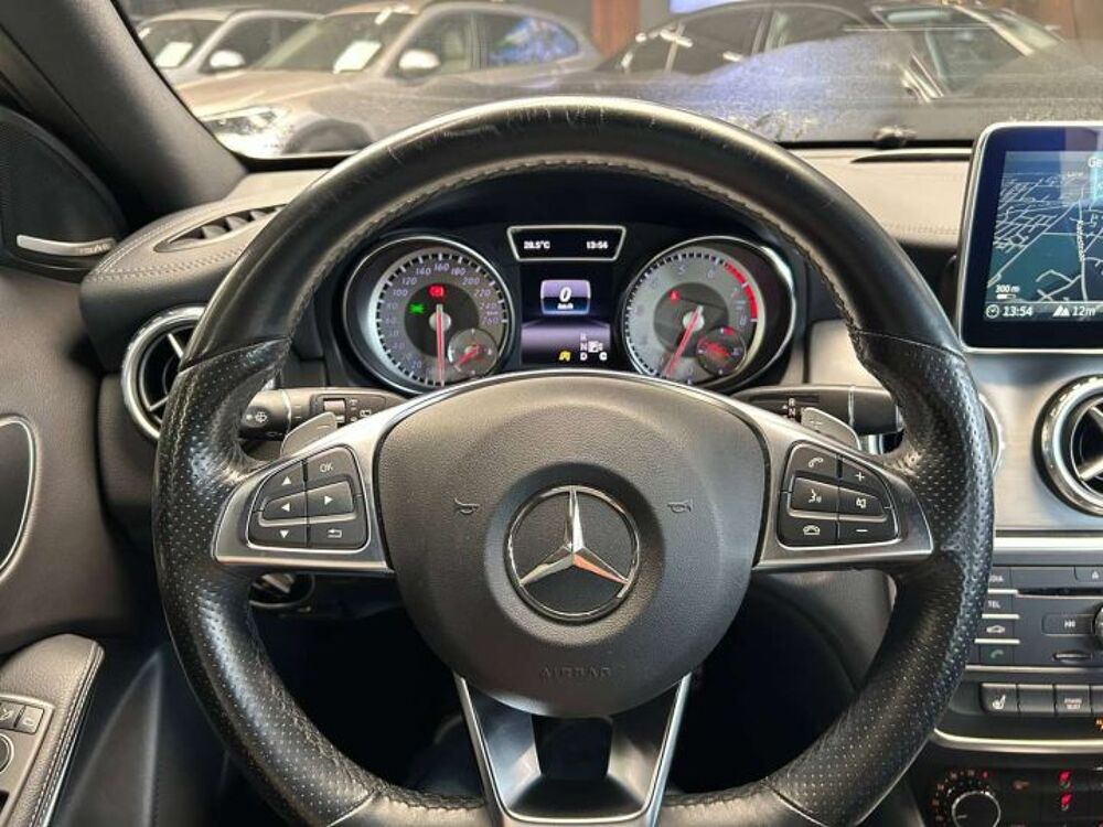 Classe GLA 180 Auto. AMG REGVIT/CUIRCHAUF/PARKSENSOR/GPS/XENON/GAR12MOI 2015 occasion 59280 Armenti&egrave;res