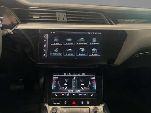 Q8 e-tron 55 408 ch 114 kWh Quattro Avus 2023 occasion 85600 Montaigu