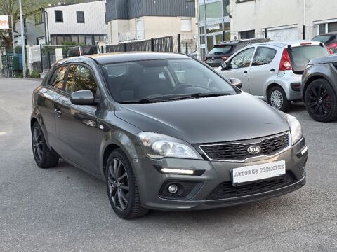 Kia Pro cee d ii 1.6L 124 Navi Pack 2012 occasion BERNIN 38190