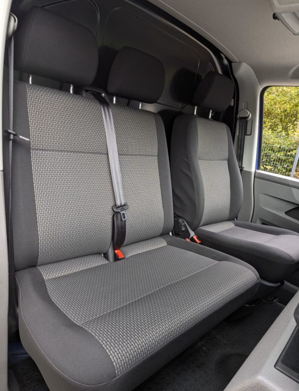 Transporter Combi TRANSPORTER 6.1 2.0 TDI 110 2022 occasion 85600 Montaigu
