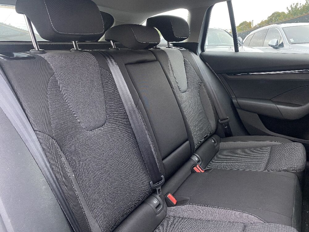 Octavia 2.0 TDI 116 ch DSG7 Business 2022 occasion 63800 Cournon-d'Auvergne