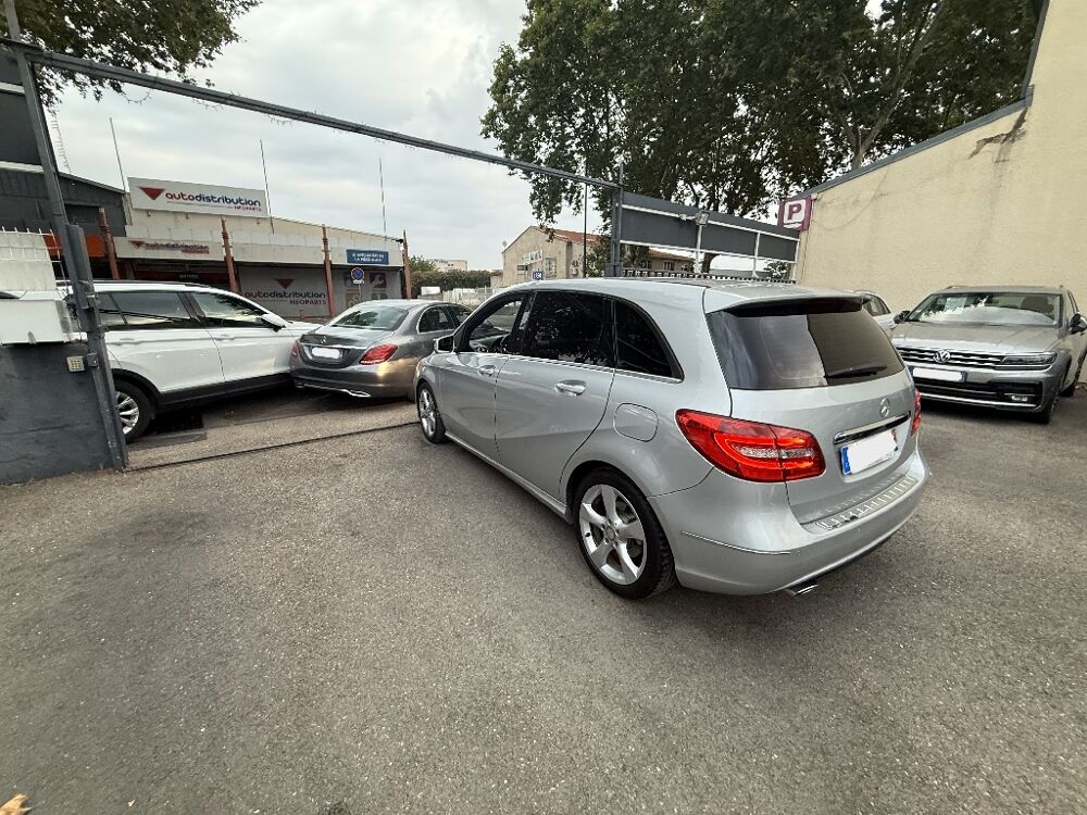 Classe B 200 CDI BlueEFFICIENCY Sport 7-G DCT A 2014 occasion 30000 N&icirc;mes
