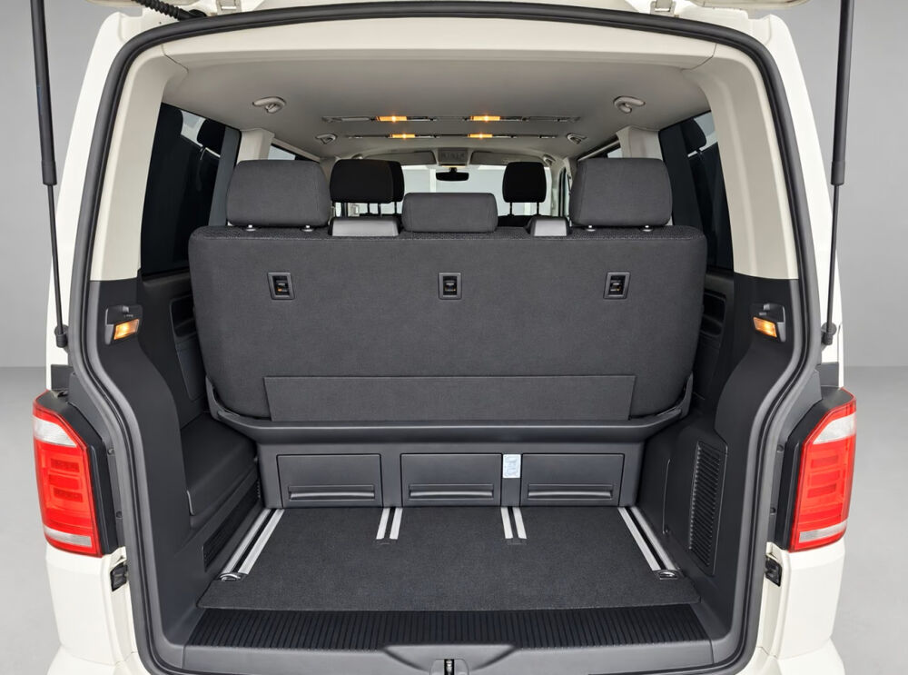MULTIVAN Multivan 2.0 TDI 150 DSG7 4Motion 2016 occasion 85600 Montaigu