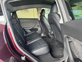 Model Y MODEL Y Grande Autonomie Dual Motor AWD 2024 occasion 85600 Montaigu