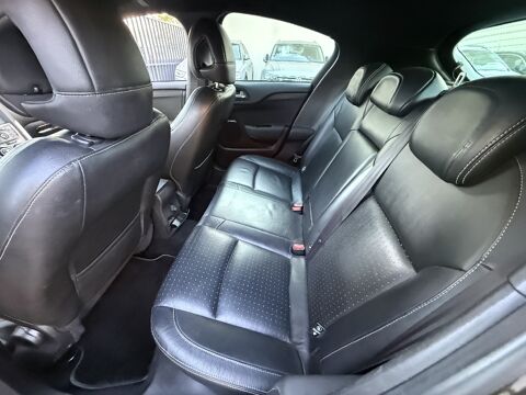 DS4 e-HDi 115 Airdream So Chic BMP6 2013 occasion 30000 N&icirc;mes