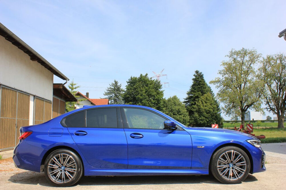 S&eacute;rie 3 330e 292 ch BVA8 M Sport 2022 occasion 85600 Montaigu