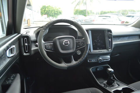 XC40 T2 129 ch Momentum Essentiel 2021 occasion 97122 Baie-Mahault