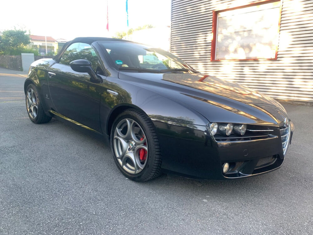 Spider 1.8 TBi 16V*Xenon*Leder *Navi*1 2011 occasion 85600 Montaigu