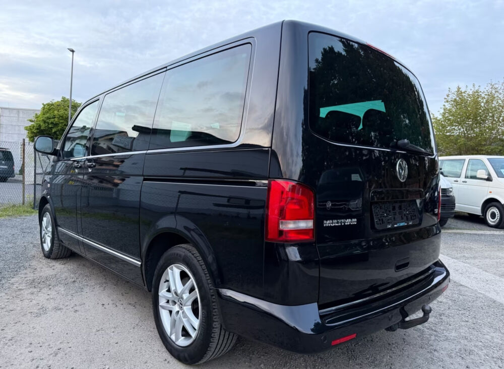 MULTIVAN Highline occasion 85600 Montaigu