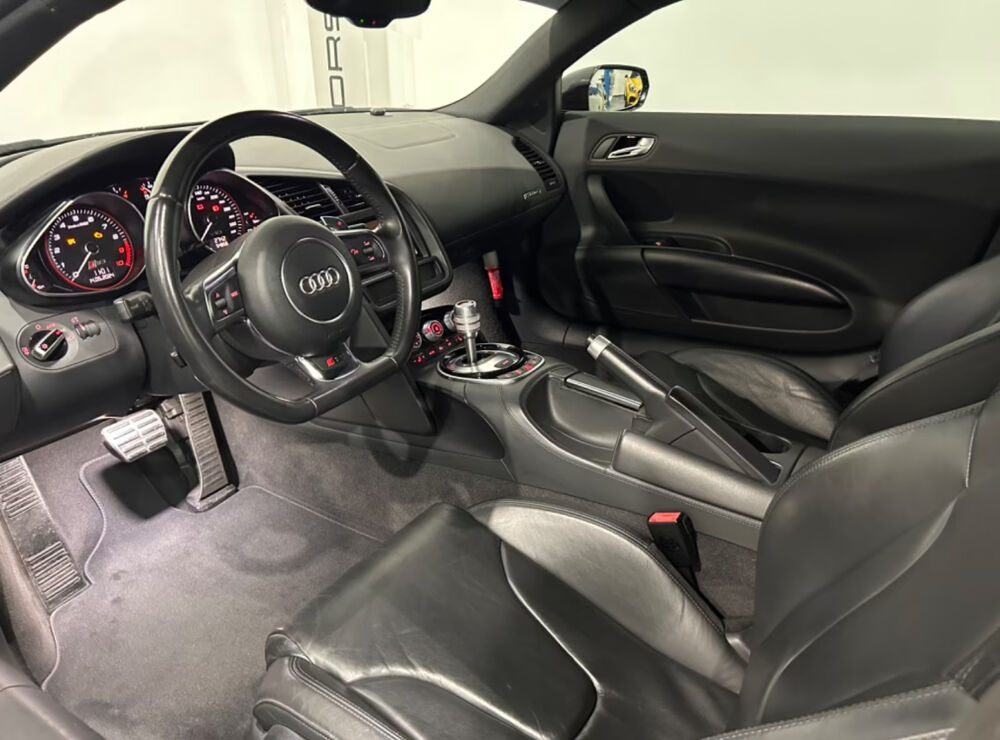 R8 V10 5.2 FSI 525 Quattro S tronic 7 2013 occasion 85600 Montaigu