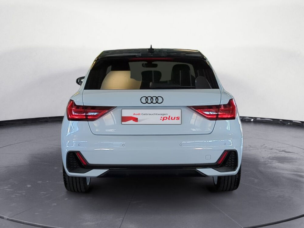 A1 Sportback 30 TFSI 110 ch S tronic 7 S Line 2023 occasion 85600 Montaigu