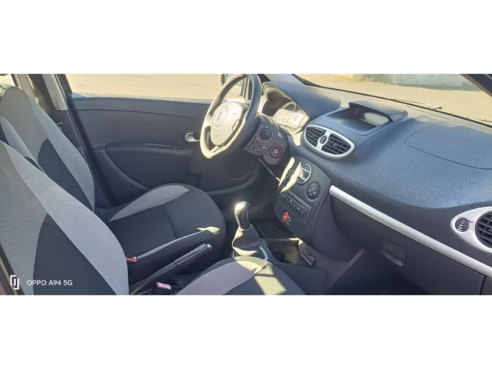 Clio 1.5 dCi 85 Confort Pack Clim Dynamique 2011 occasion 40990 Saint-Paul-l&egrave;s-Dax
