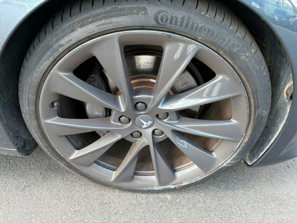 Model S MODEL S 100 kWh Dual Motor Long Range AWD Plus 2020 occasion 85600 Montaigu