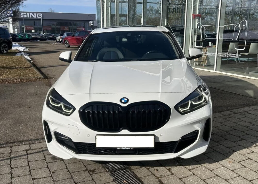 S&eacute;rie 1 120i 178 ch DKG7 M Sport 2022 occasion 85600 Montaigu