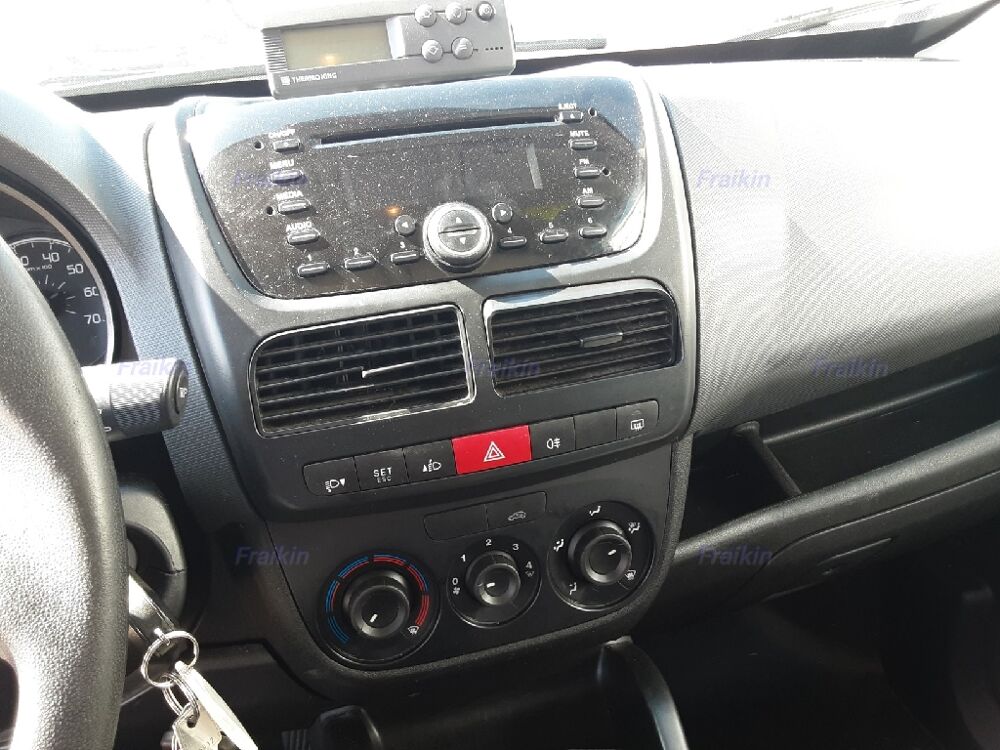 Doblo HT12900EUROS FRIGO 1.6 JTD 105 2013 occasion 32810 ROQUELAURE