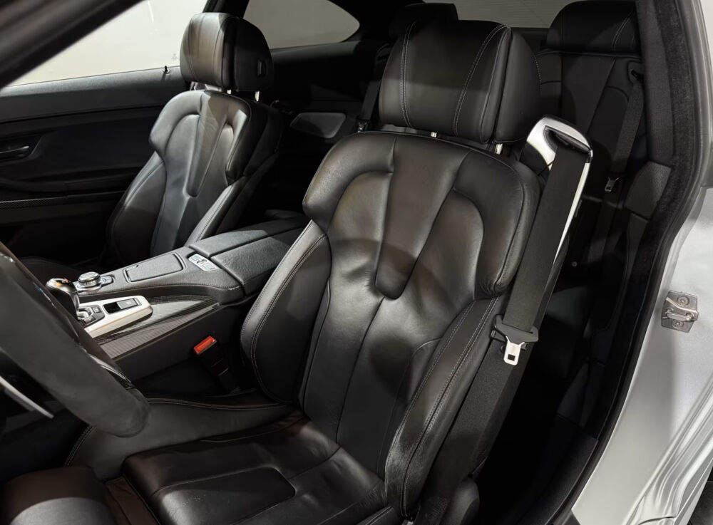 M6 Coup&eacute; M DKG7 2012 occasion 85600 Montaigu