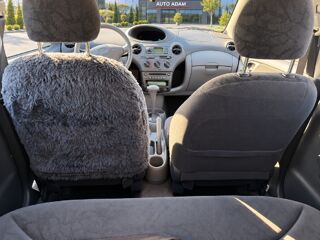 Yaris 1.3 VVT-i Linea Sol 2002 occasion 95200 Sarcelles