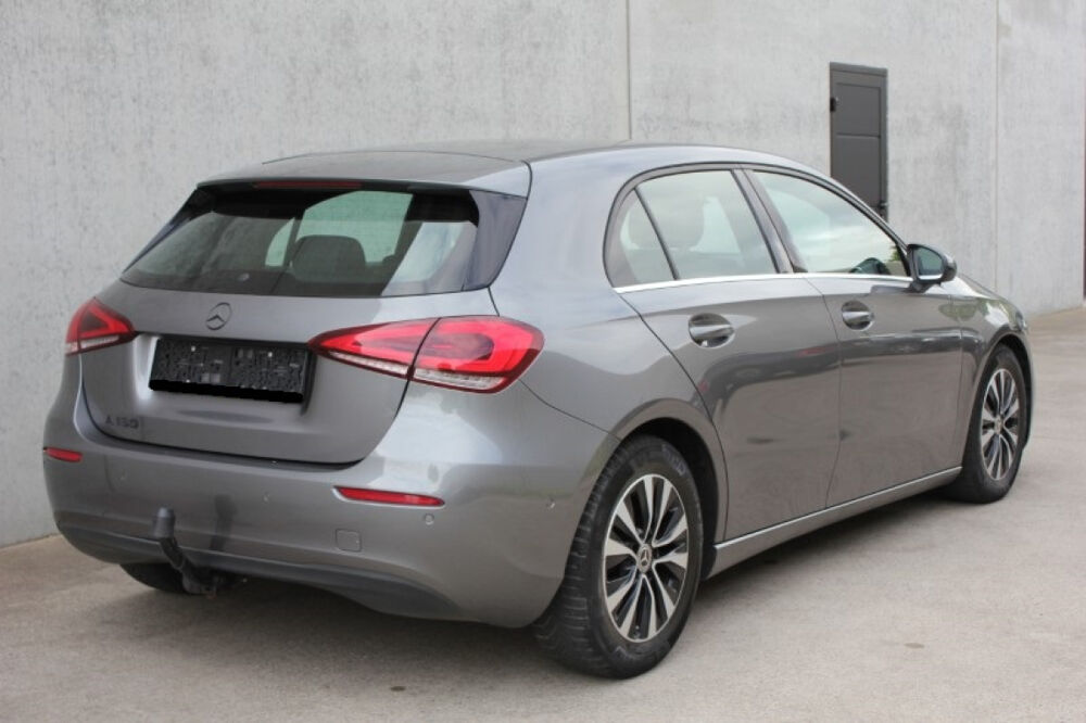 Classe A 180 d Auto. SEMICUIRCHAUF/CAM/ATTACHREM/PARKSENSOR/GAR12MOIS 2019 occasion 59280 Armenti&egrave;res