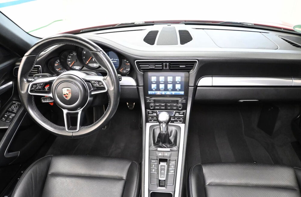 911 Carrera 3.2 911 Carrera Cabriolet 3.0i 370 2017 occasion 85600 Montaigu