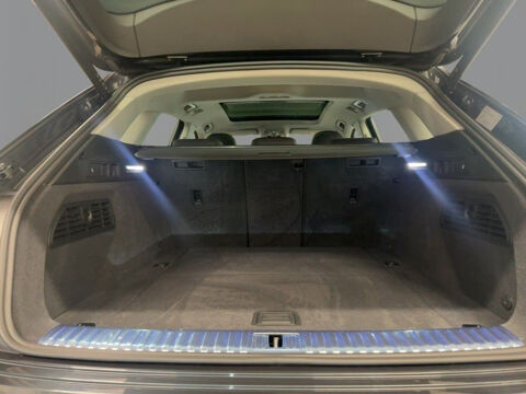 Q8 e-tron 55 408 ch 114 kWh Quattro Avus 2023 occasion 85600 Montaigu