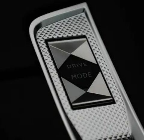 DS7 Hybride Rechargeable E-Tense 225 EAT8 Rivoli 1&egrave;re main garan 2023 occasion 59280 Armenti&egrave;res